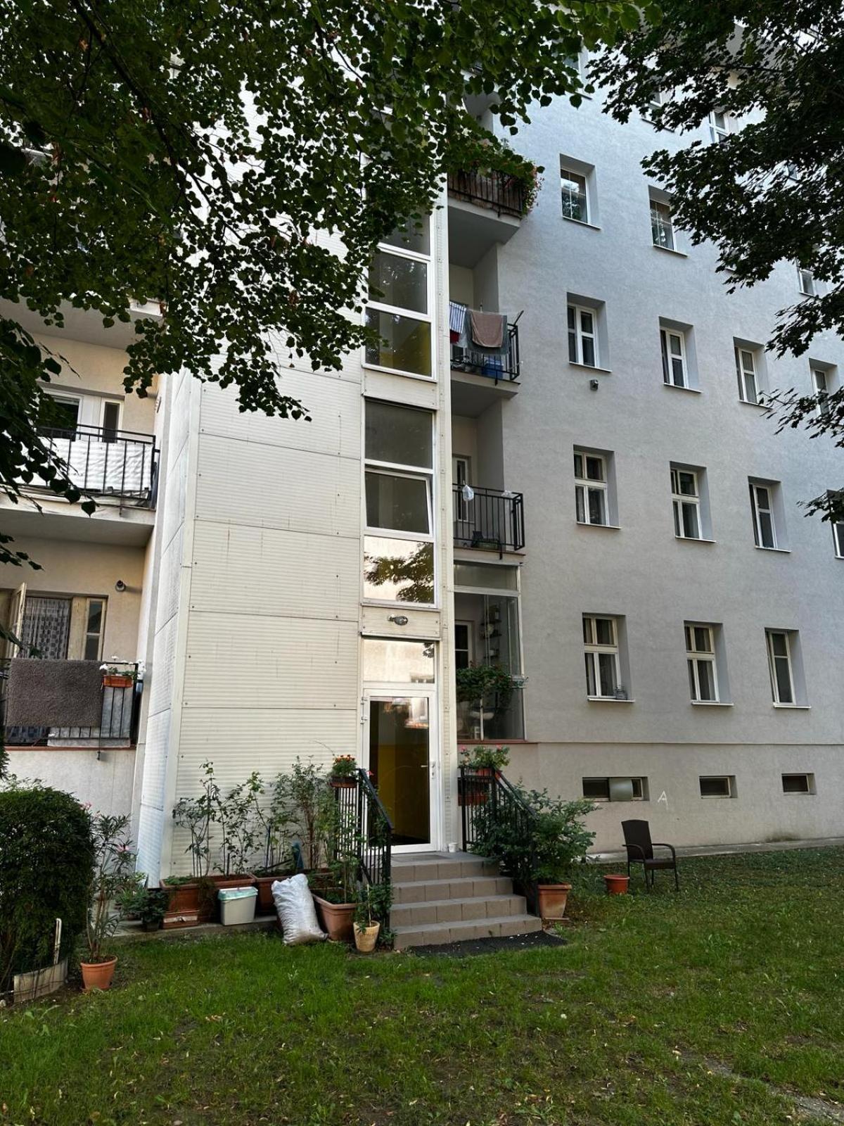 Апартаменты Urban Zenhouse No.2 - Breakfast Included Братислава Экстерьер фото