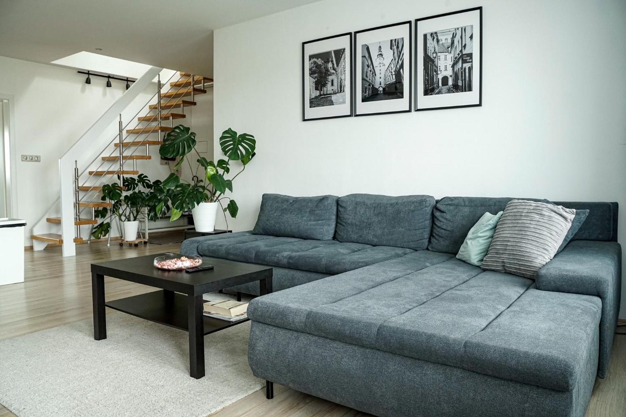 Апартаменты Urban Zenhouse No.2 - Breakfast Included Братислава Экстерьер фото